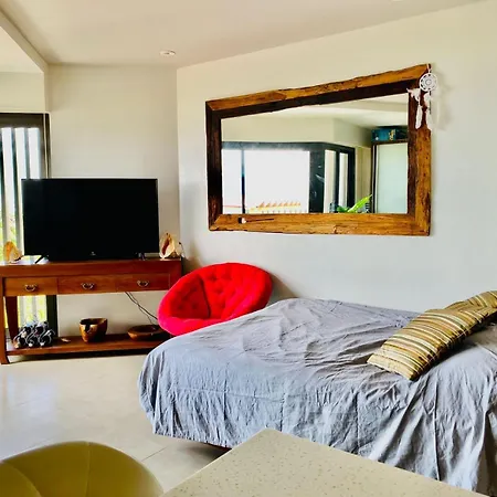 Tambuli Sunrise Condo With Stunning Seaview